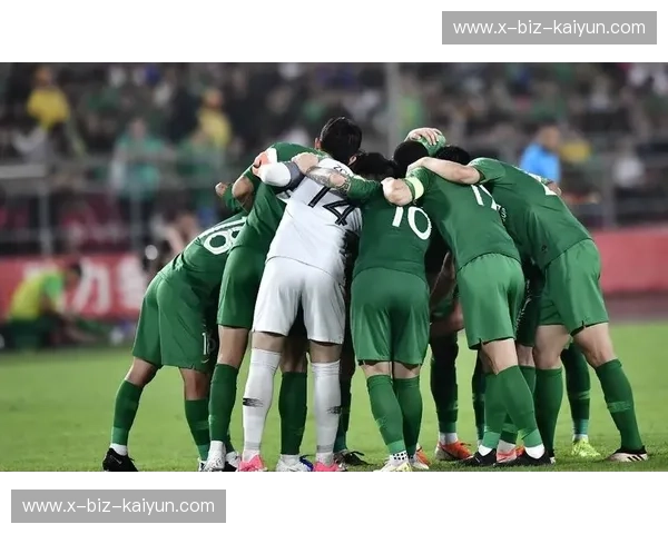 巅峰对决，荣耀之战：广州富力与北京国安的绿茵史诗